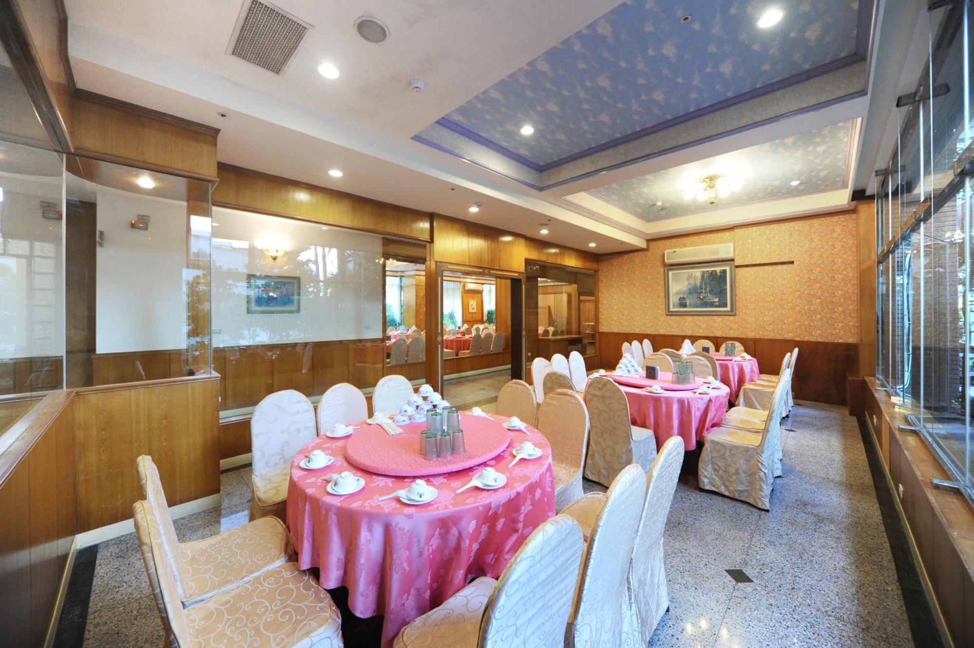 Kenting Holiday Hotel Heng-ch'un Exterior foto