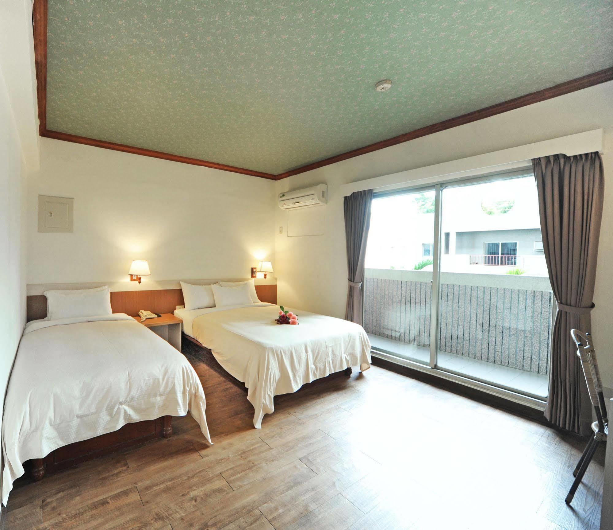 Kenting Holiday Hotel Heng-ch'un Exterior foto